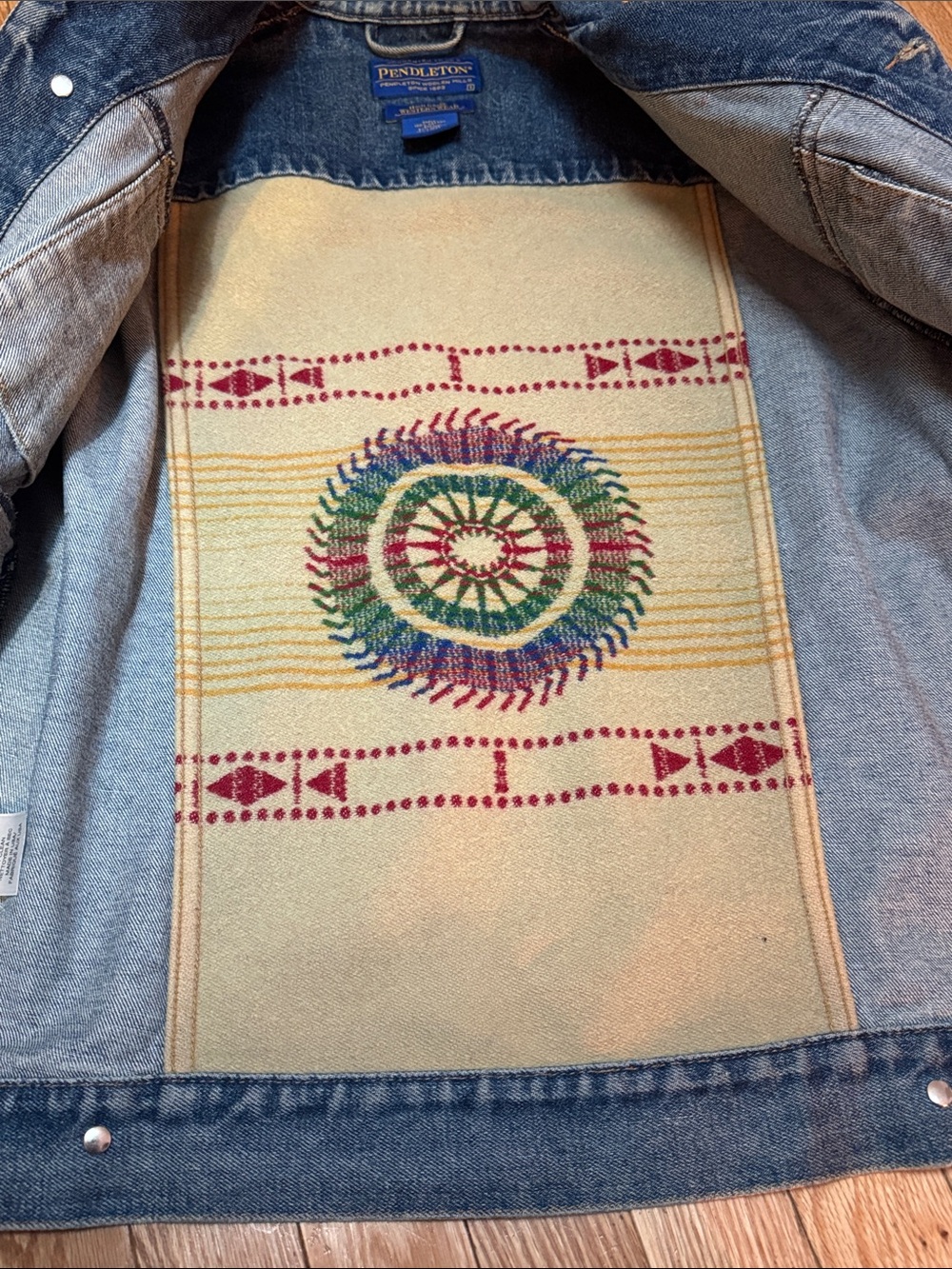 Pendleton high grade Western Wear jacket - Picture 4 of 10